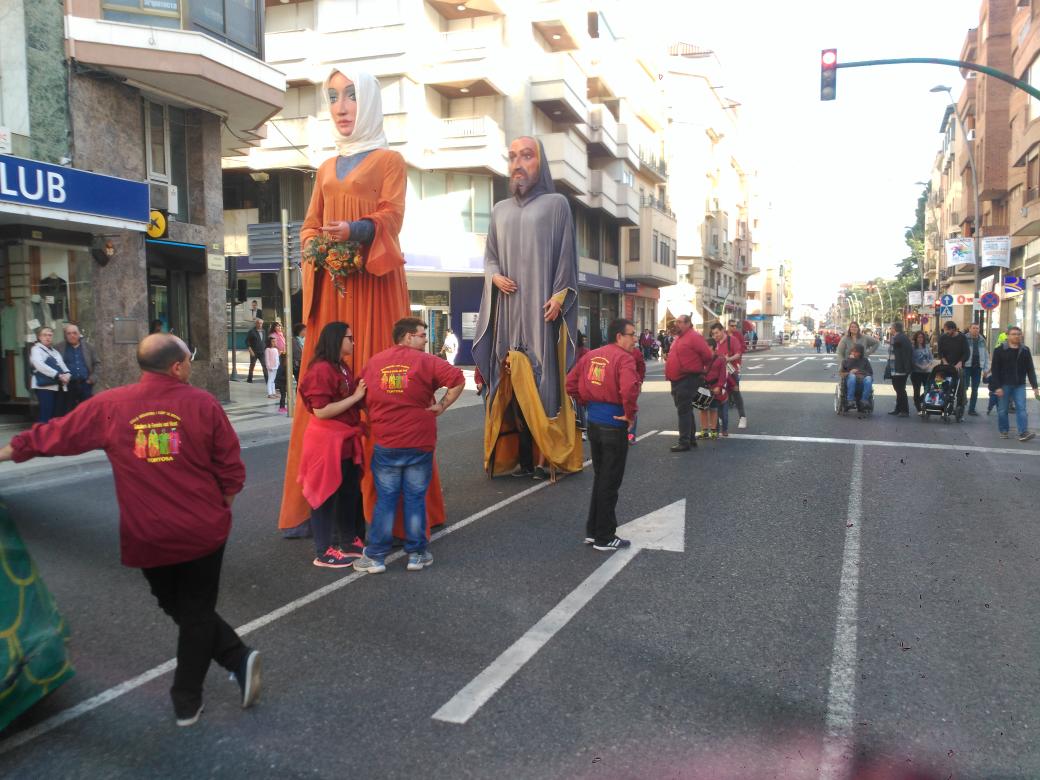 Cercavila trobada gaiters Aguilot Tortosa.