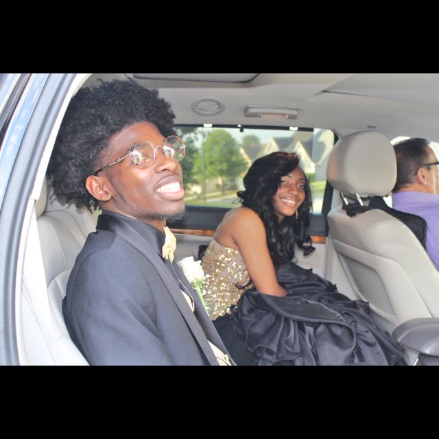 ROSELLA_BELLA1's tweet photo. I didn't slay but I didn't come to play #prom2k17 #morELife #wElanded https://t.co/PheYvBzZkx
