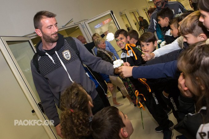 View image on Twitter