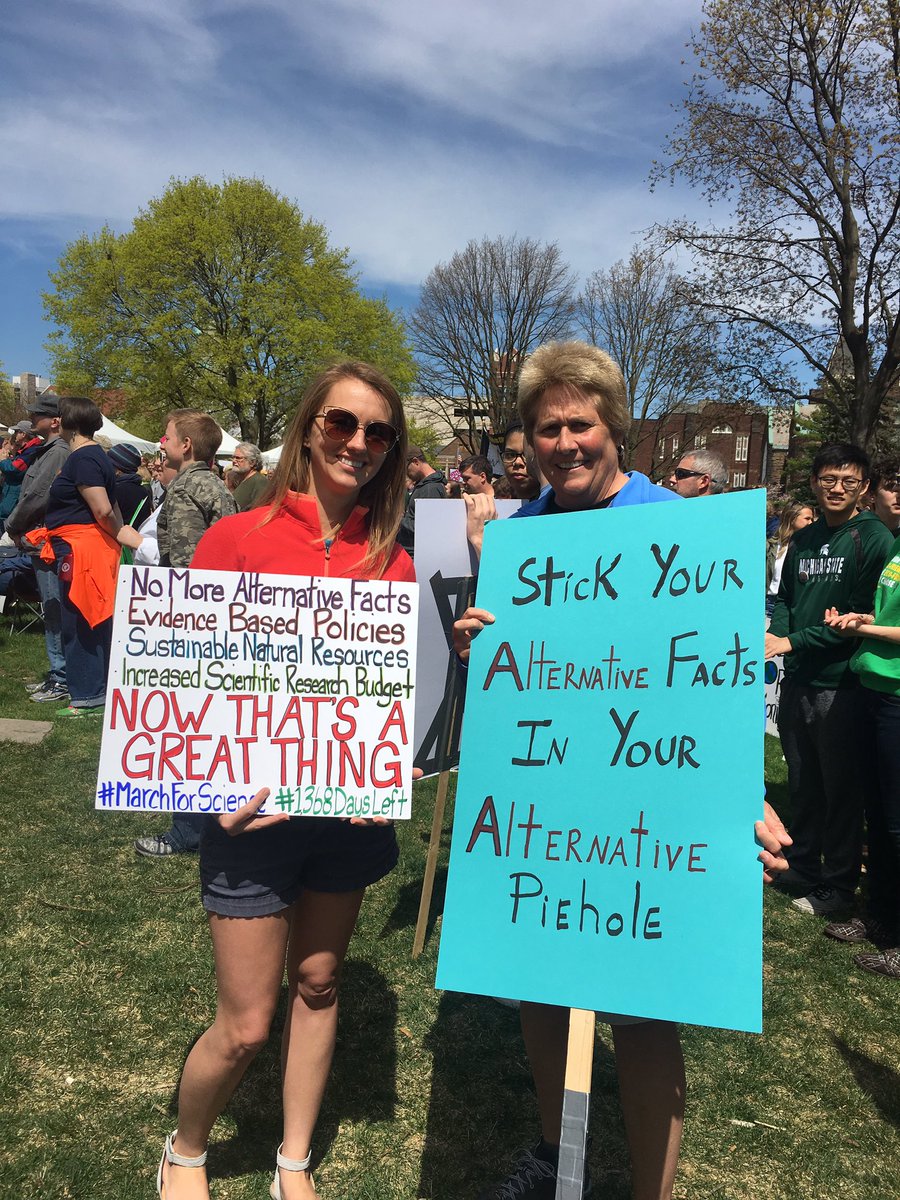 jenpechal's tweet image. Proud to participate in @ScienceMarchLAN #MarchforScience #ento #forensics