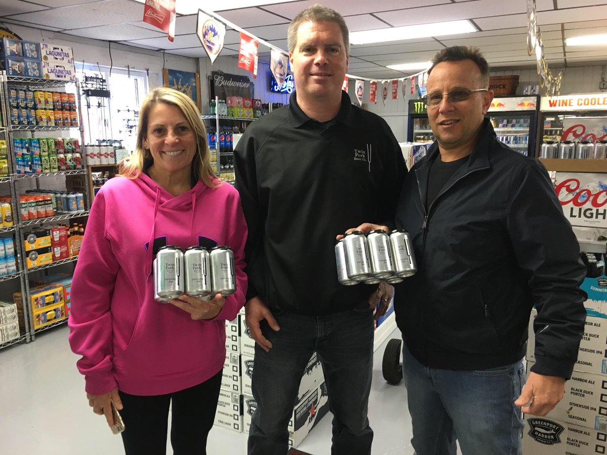 What a great day!! <a href="/fork_co/">Twin Fork Beer Co</a>  Chromatic Ale in cans !!!!