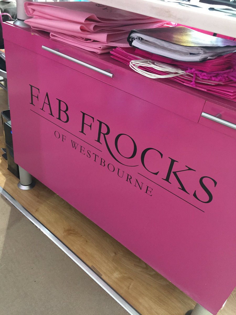 Today was a start to Chelsea flower show with the help of <a href="/FabFrocks/">Coral</a> as I chose my dress for press day <a href="/The_RHS/">The RHS</a> <a href="/hardyplants/">Hardy's Plants</a>