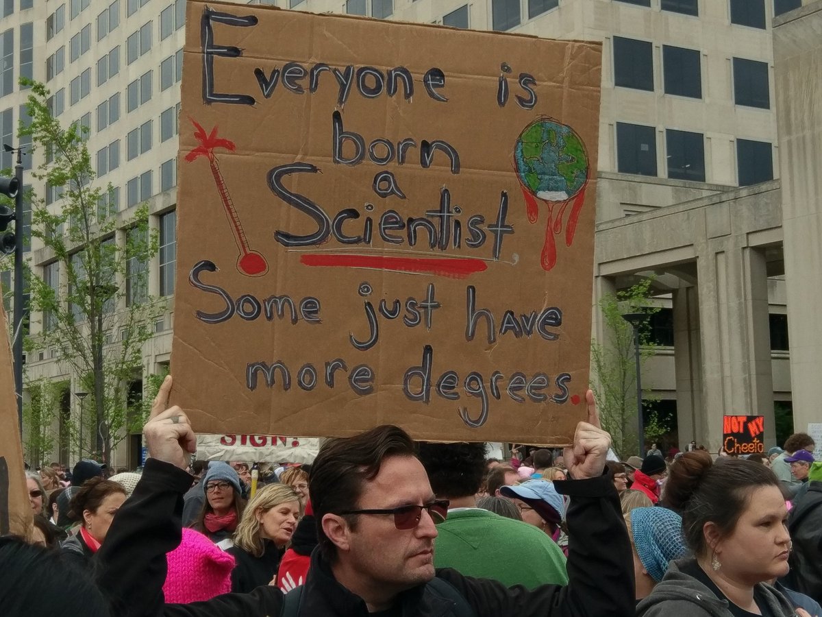 jeelliott's tweet photo. Indeed #ScienceMarchInd #ScienceMarchIndy https://t.co/1kalFhgm4d