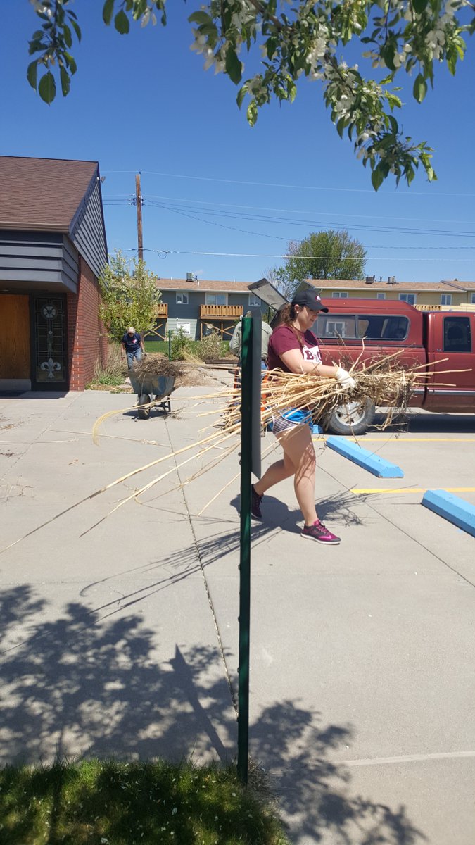 CSCLifestyles's tweet image. And so it begins.. #Big Event #EarthDay