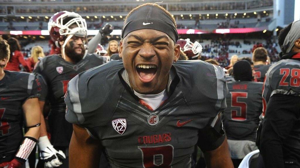 JeremiahMA8's tweet photo. Screaming #GoCougs from Milan, Italy. Good luck to the seniors and their last #WSUSpringGame .. #WSUGRAY by the way. #KeepItGoing https://t.co/vqDLy8UuOO