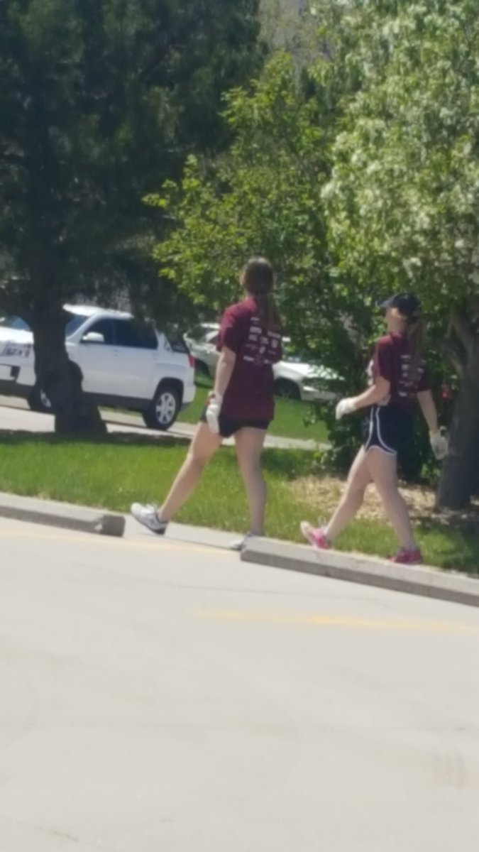 CSCLifestyles's tweet image. Clean up at the Our Savior&apos;s St. Lutheran Church #TheBigEvent