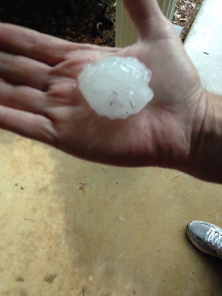 gingerlsweeney's tweet image. Hail on CR 3161, Booneville
