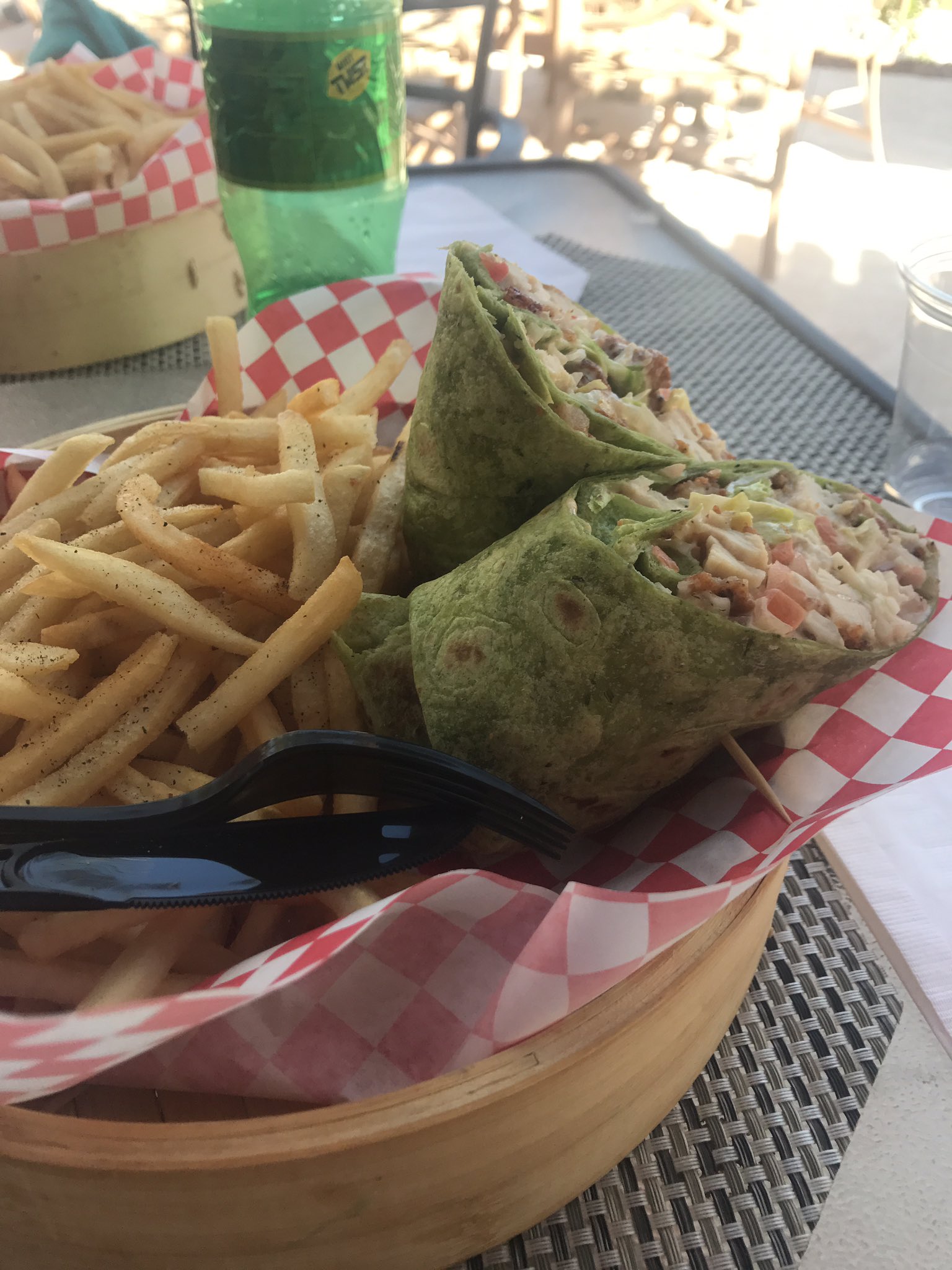 2 pic. The most awesome cheat day plus swimming. Chicken wrap and sun and water. https://t.co/Tp1srT