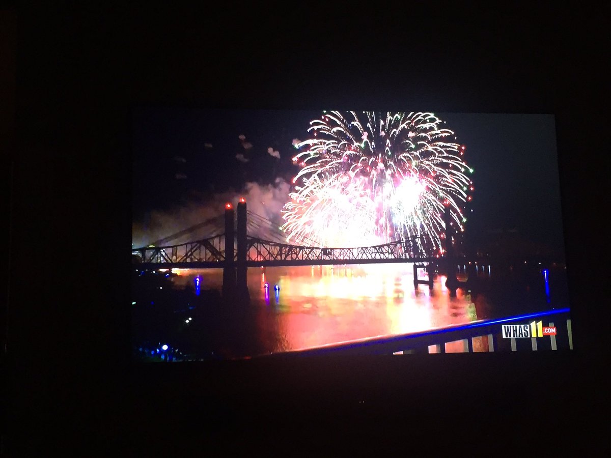 View from the couch #ThunderOverLouisville #kentuckyderbyfestival