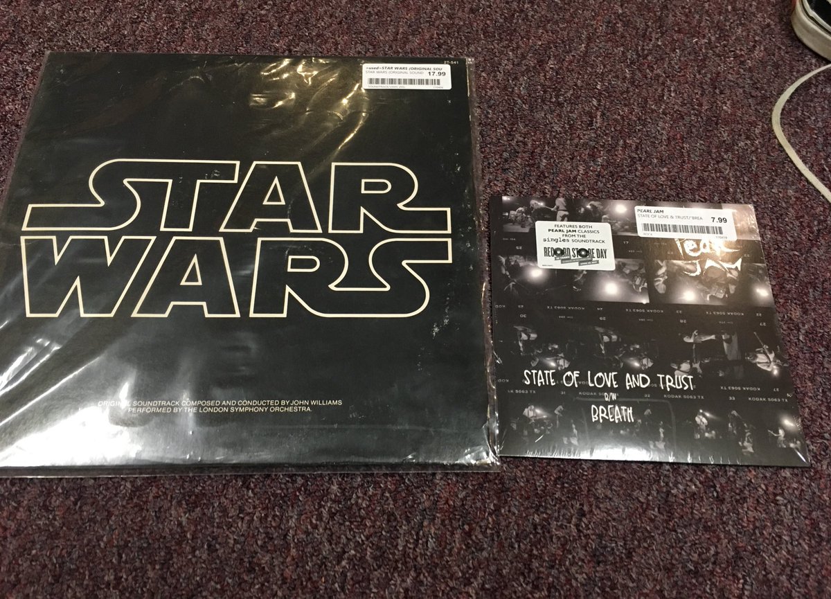skids_otoole's tweet photo. Today's finds: the original @starwars soundtrack, and the @PearlJam record store day exclusive. #RDS17 https://t.co/nOS7pzEoMG