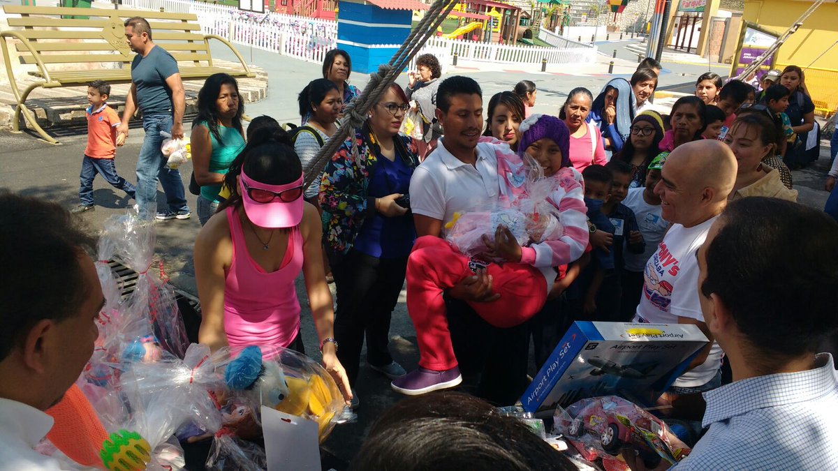Esta mañana asistimos al festival del día del niño de <a href="/AOPAC_/">Orizaba Propone A.C.</a>. Muchas gracias por permitirle a <a href="/CanacoOrizaba/">CANACO ORIZABA</a> contribuir a una alegría.