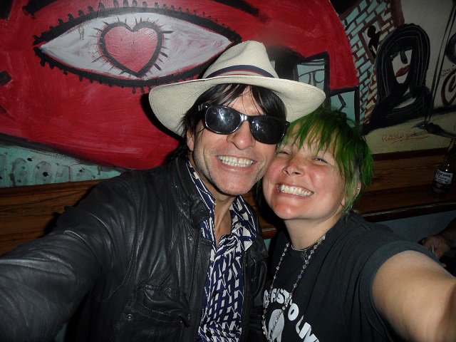 punkrockmeshell's tweet photo. Sitting here listening to the new album by #Genelovesjezebel @jay_aston This is #amazing.So happy for you! #allthebest #ithinkiminloveagain https://t.co/zrgEsy96ar