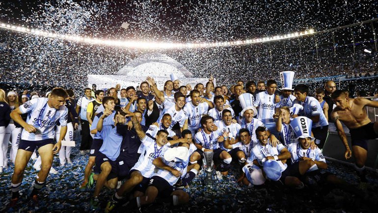 Muchas gracias <a href="/RacingClub/">Racing Club</a> por estos 100 partidos 🔵⚪🔵