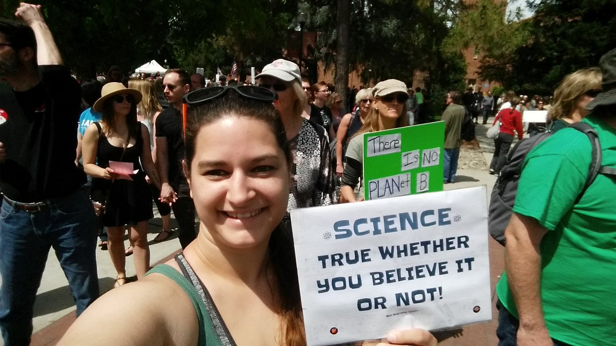 cdcommunicate's tweet image. #marchforscience #earthday2017 #ScienceMarchChico #NielDeGrasseTyson #CarlSagan #ScienceRules #FactsTrumpOpinion