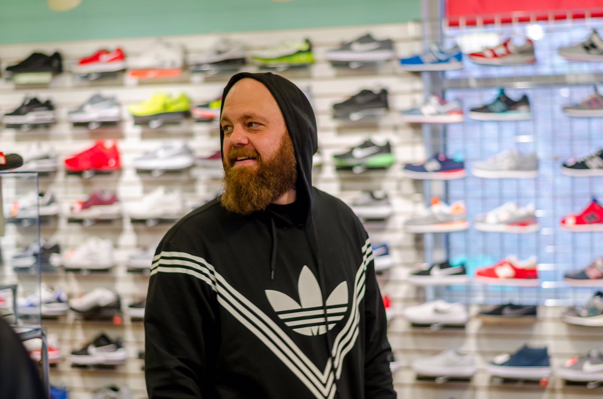 sneaker city