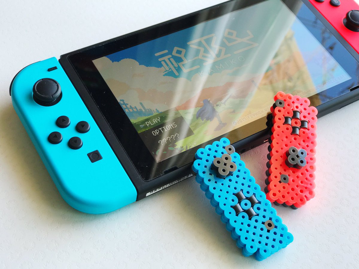 ヌン Pa Twitter アイロンビーズで Nintendo Switch のジョイコン 持ち歩きやすいキーホルダー仕様