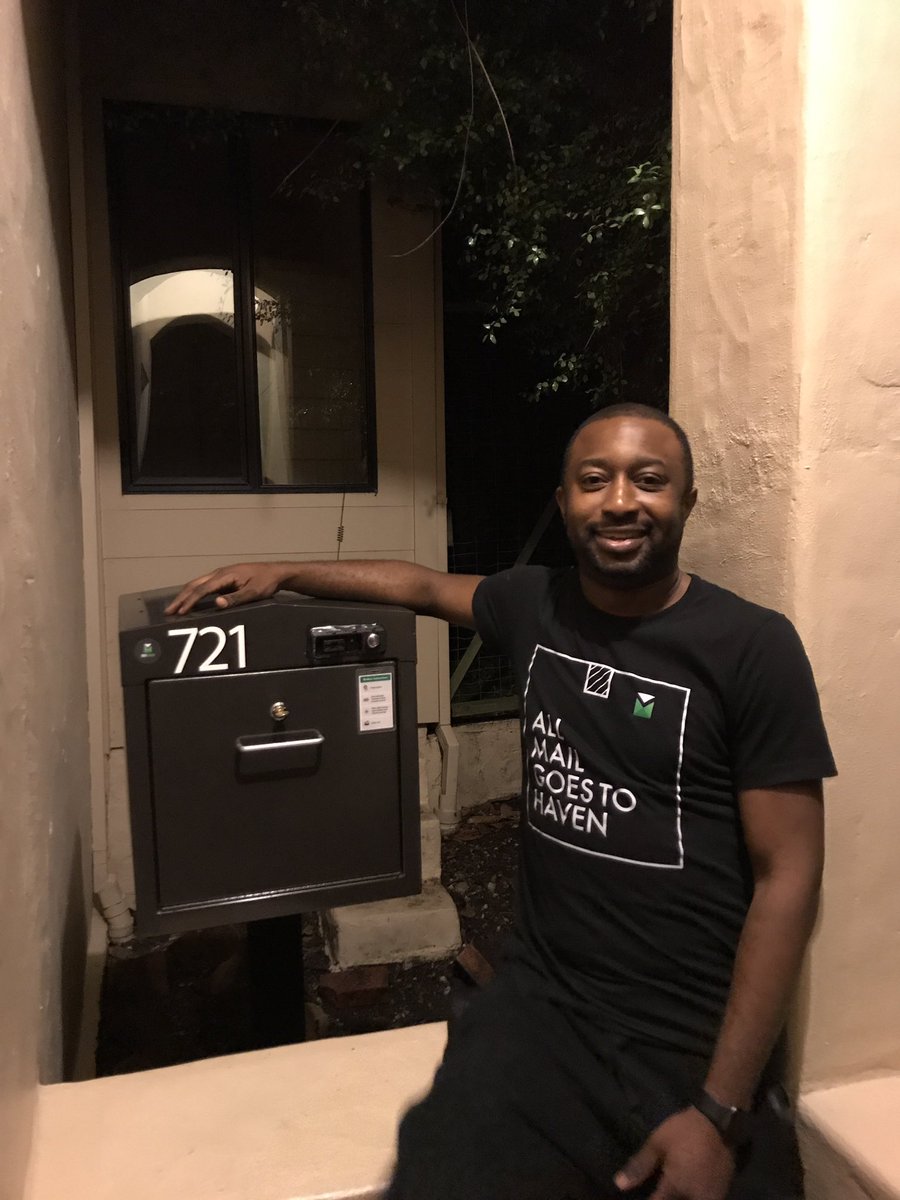 Kelaivy's tweet image. Makes every bit of a 12 hr work Saturday worth it. 🙌🏾 Off to the next install tomorrow. #Dothingsthatdontscale  1st steps