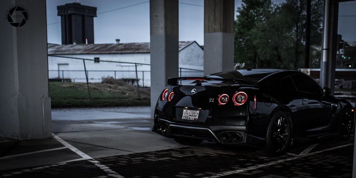 Custom____Cars's tweet image. Beautiful GTR😏😍😩