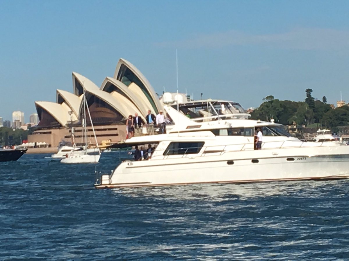Thanks to NSW Premier 4 hosting beautiful Sydney Harbor tour. The stunning views are only surpassed by friendly Australian people. #VPinAUS
