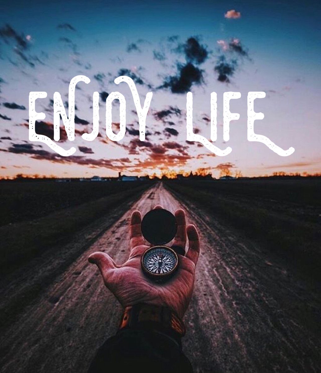 JustlifeUAE's tweet photo. Don't dislike sundays! Just find something you like to do instead of spending your spare time on housework. Book a maid now! #justmop https://t.co/exqB6bo3Fe