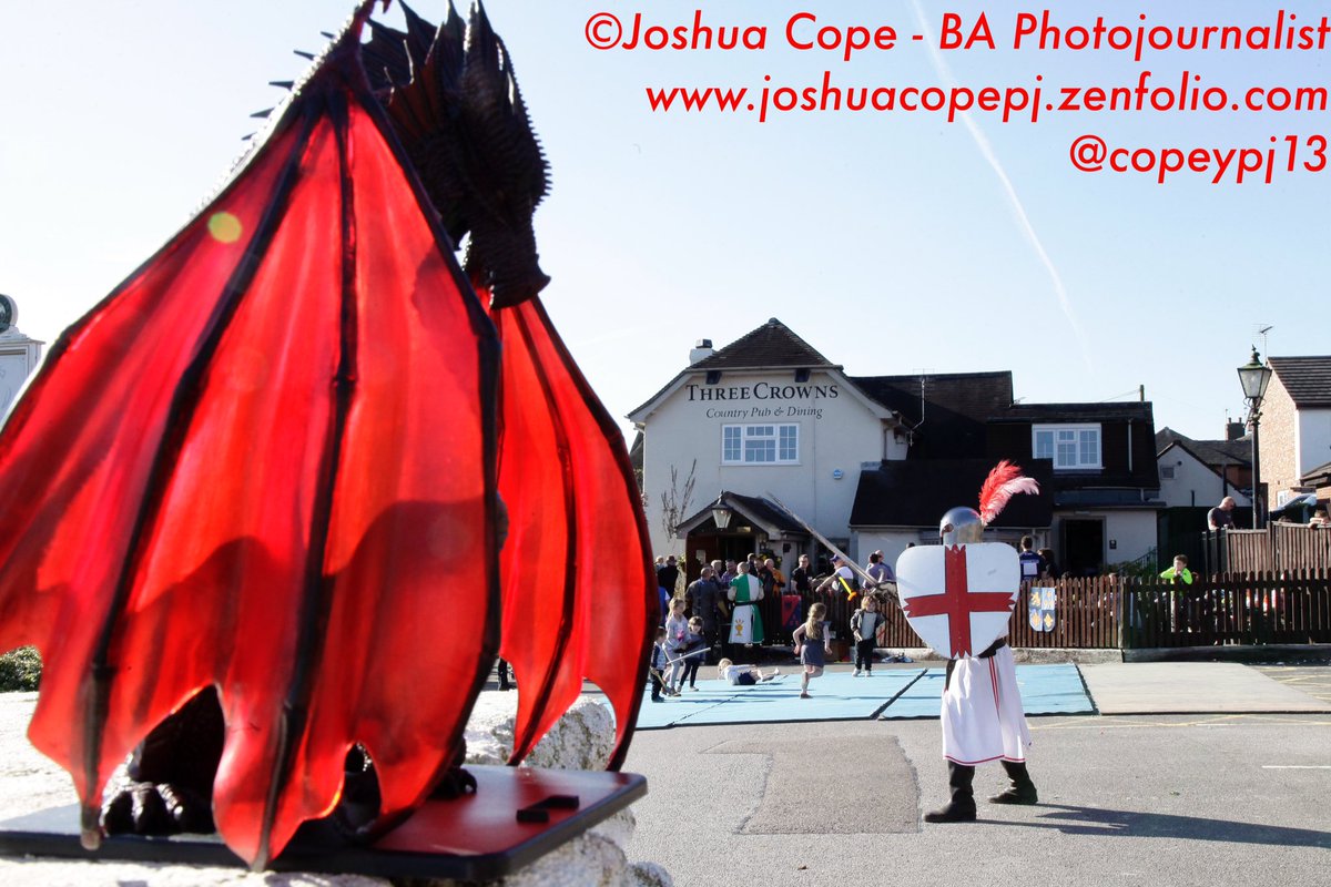 #stgeorgesday #stgeorge #george #SaintGeorge #red #dragon #reddragon #threecrowns #stone #staffordshire #DnD