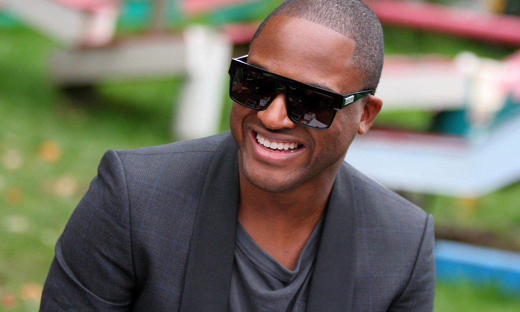 HAPPY BIRTHDAY... TAIO CRUZ! \"BREAK YOUR HEART\".   