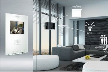 ¿Está la domótica ligada al lujo? Te sorprenderá el coste de hacer un hogar inteligente. Descúbrelo en nuestro post. hubs.ly/H079SqT0