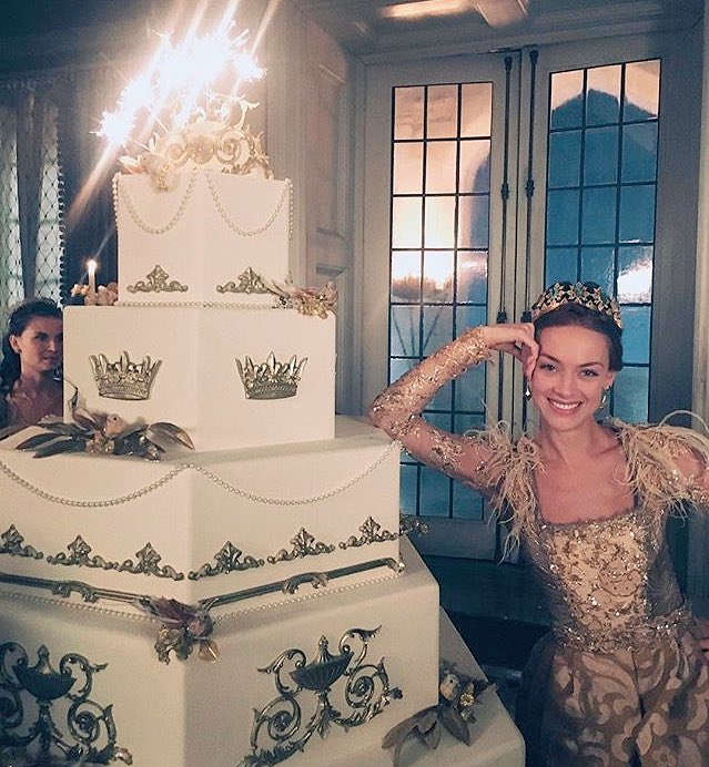 Happy birthday Rachel Skarsten 