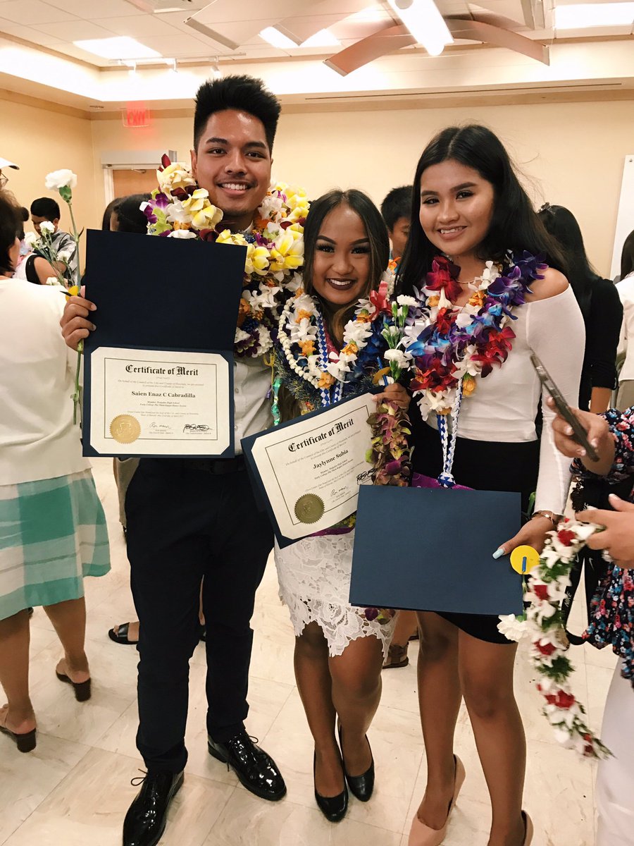 saiencee's tweet photo. Phi Theta Kappa Honor Society #supportivefam #grtfriends https://t.co/ZmmGfXj0qh