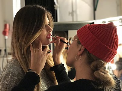 Schönen Sonntag Euch! Wir machen uns dann schon mal schick für morgen. Mehr dazu am Montagmorgen auch hier: ow.ly/wc7g30b4G9X
#topmadl