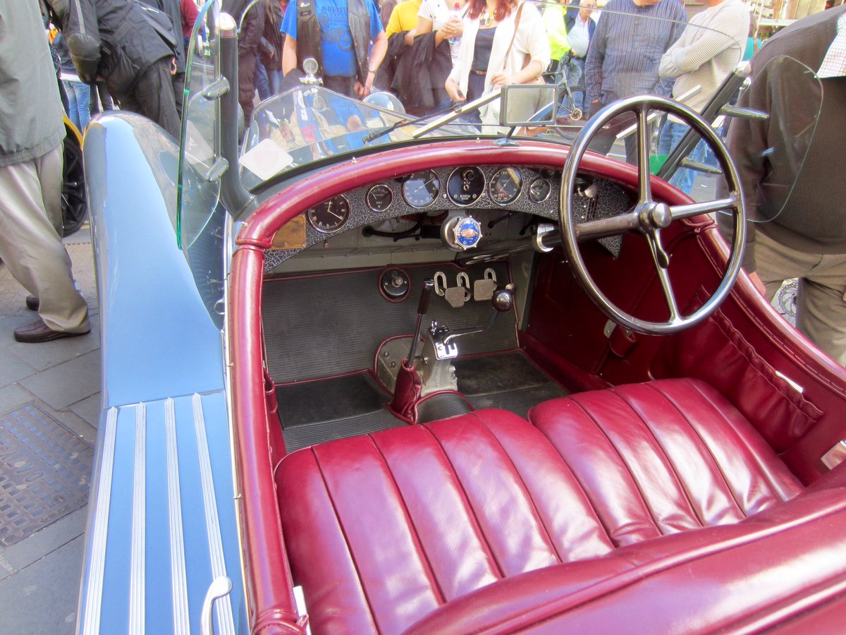 TriumphTravelUK's tweet photo. #Bristol yesterday, enjoying the bikes, cars and sunshine! Another fantastic #ItalianAutoFest
@VisitBristol @BristolPost ๐ https://t.co/gKYSo5TQ5b