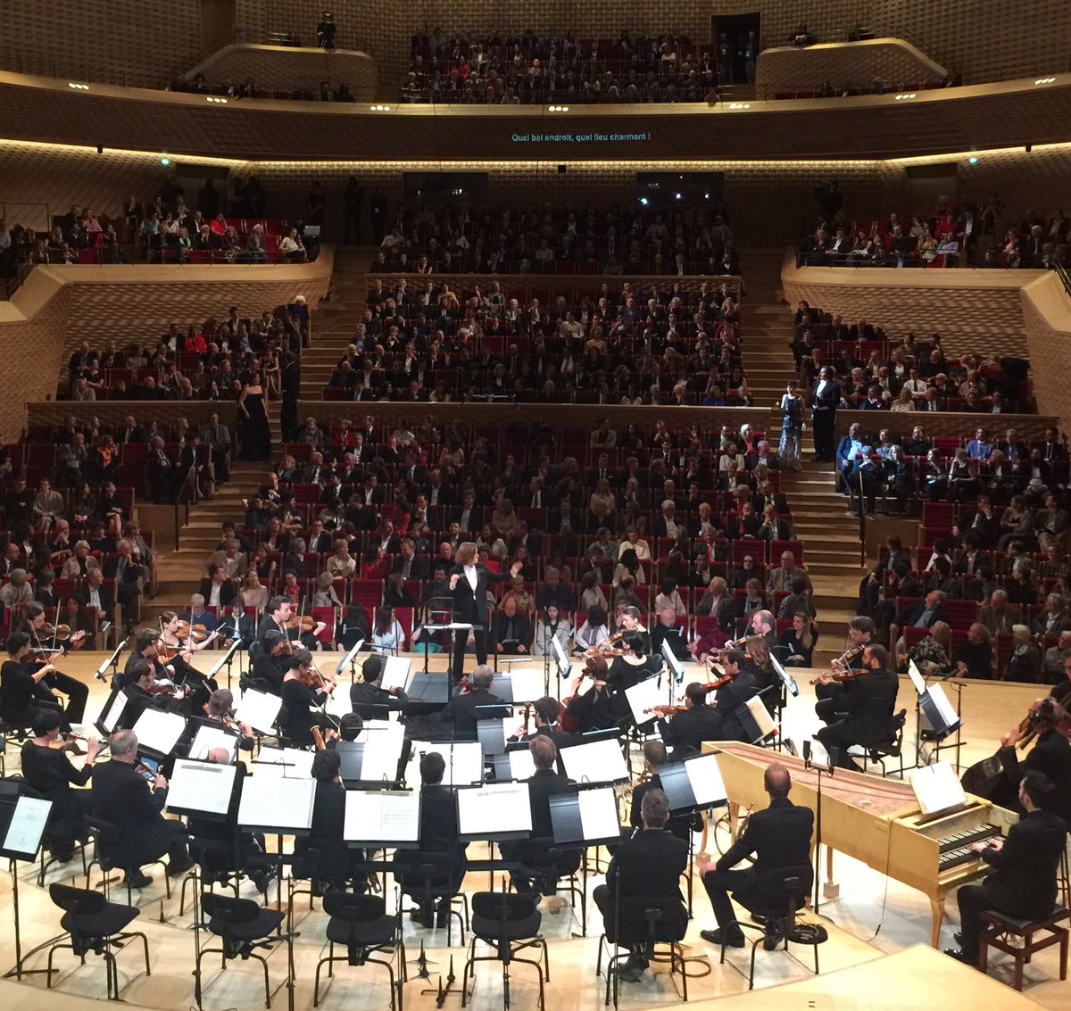Laurence Equilbey et Insula Orchestra : merci pour ce magnifique concert d'inauguration de la Seine Musicale Ile Seguin. Auditorium sublime.