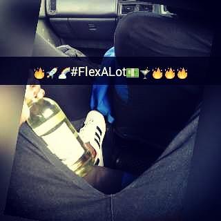 JusticeTrill2's tweet photo. Famous :-) life of a young rapper 
#TUS https://t.co/3uqKVeKV62