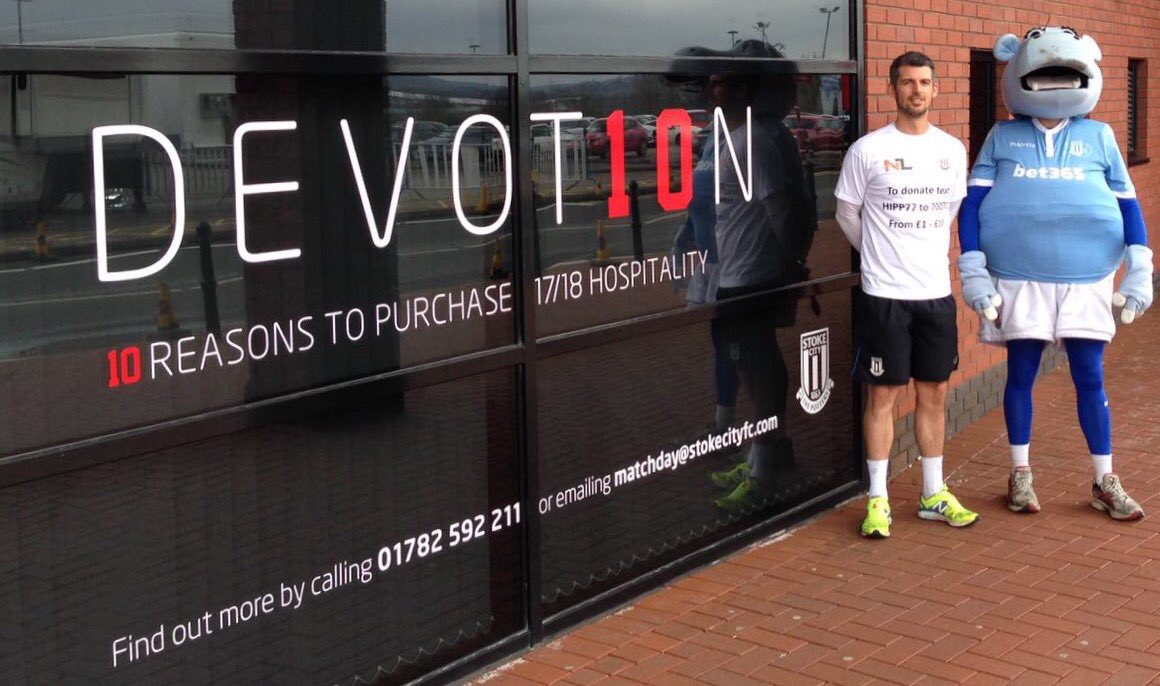 scfc_foundation's tweet photo. Good Luck to Ben Gibson & Simon from @NLFStone who are running in the London Marathon today raising money for the @BobbyMooreFund #Pottermus https://t.co/p3c4og61EF