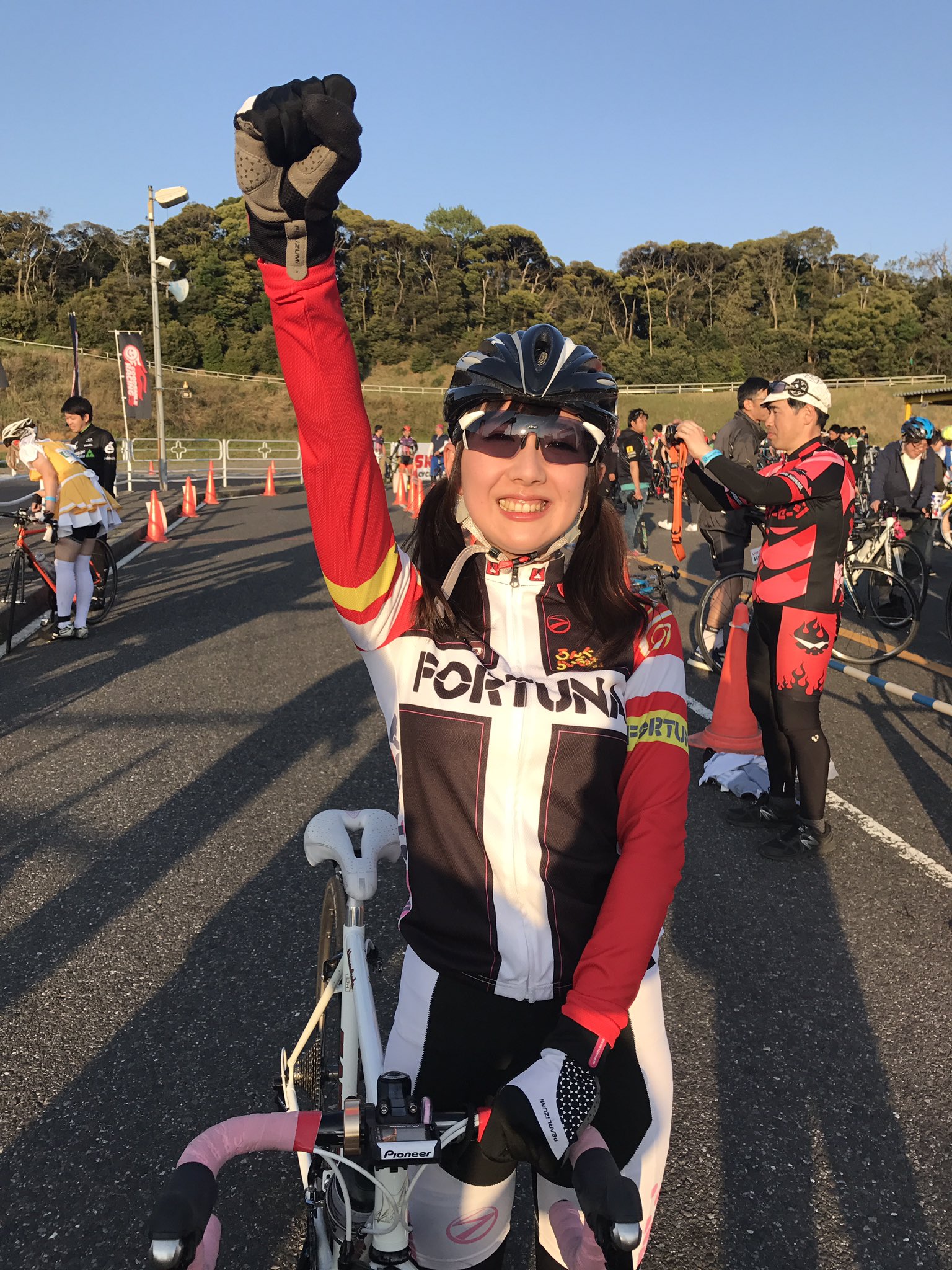 ろんぐらいだぁす 自転車 新垣葵