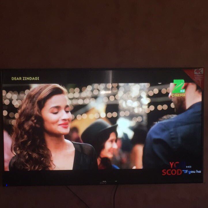 Such Motivational Sundays💕💕 <a href="/aliaa08/">Alia Bhatt</a> <a href="/zeecinema/">.</a> #DearZindagiOnZeeCinema