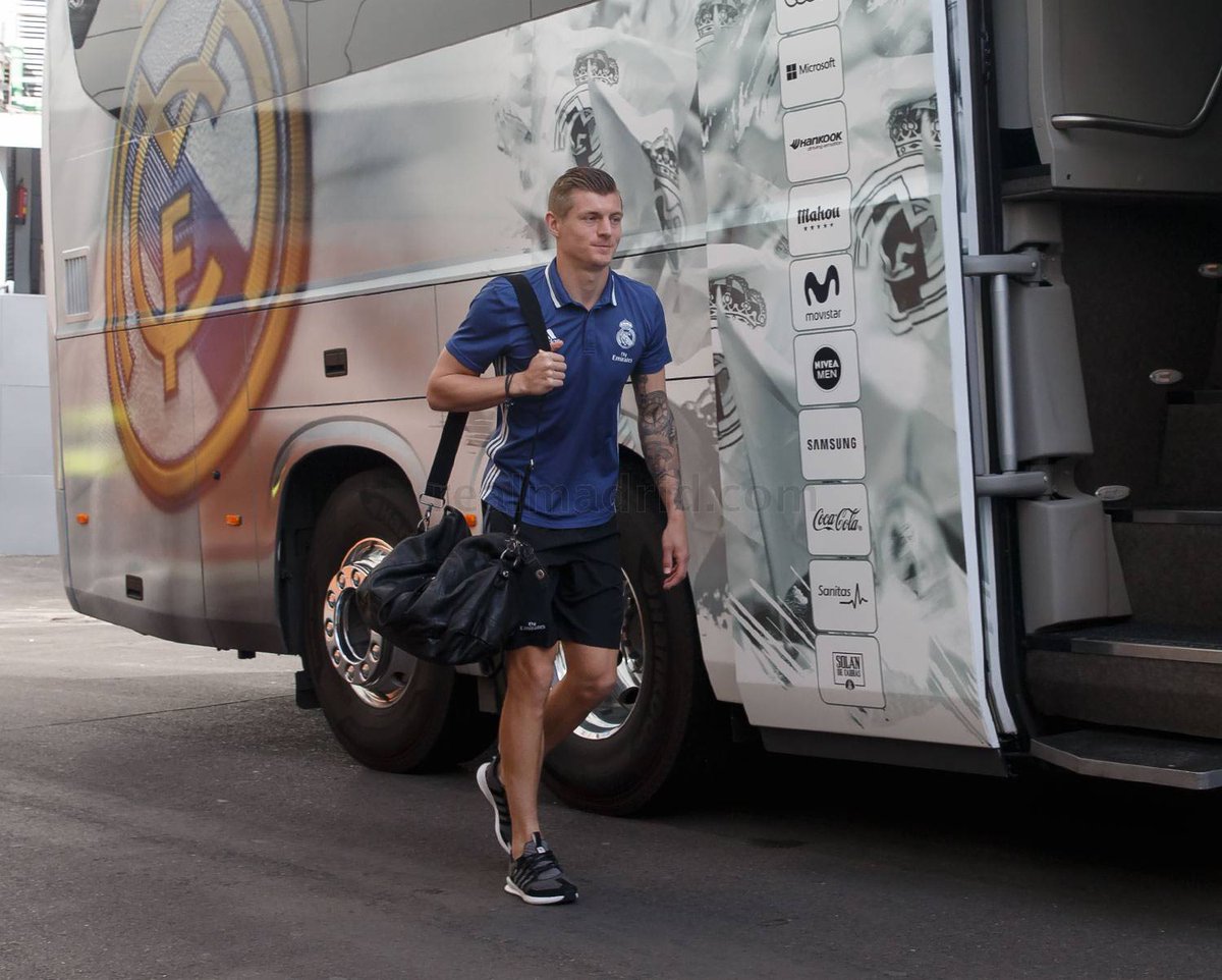 realmadrid's tweet image. 🚍➡ #RMCity

#HalaMadrid #ElClasico