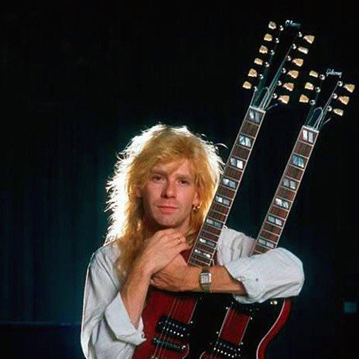  HAPPY BIRTHDAY to Mr Steve Clark xx 