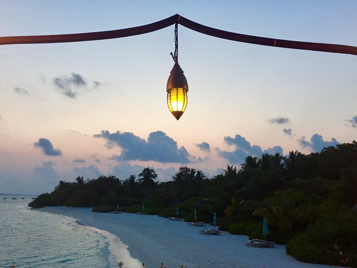 One day ends, a new life begins #livetotravel