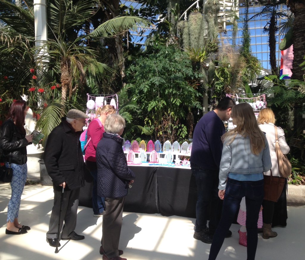 Lots going on -#family #Funday <a href="/The_Palmhouse/">SeftonPark PalmHouse</a> donkey rides candy floss and <a href="/LoveAndCongrats/">Love And Congrats</a> <a href="/jumping/">jumping</a> jacks parties Join the #Funday