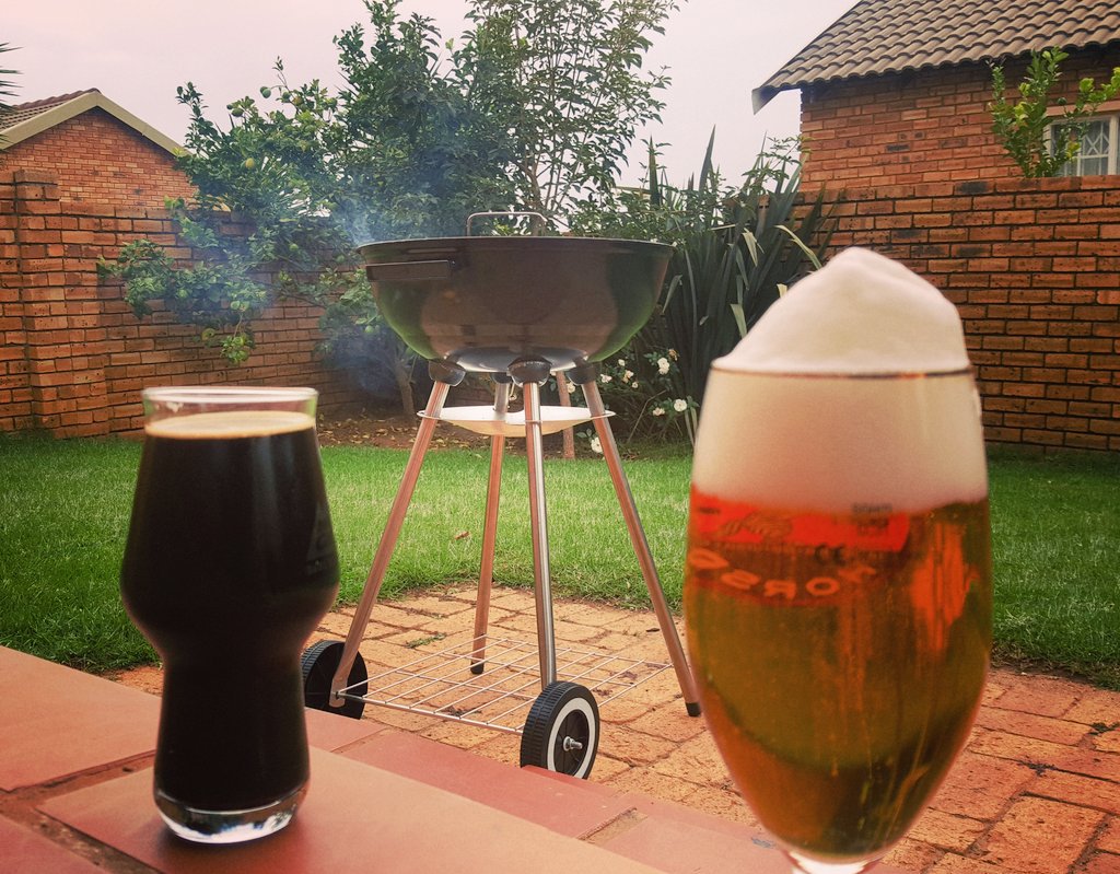 TheBeerPursuit's tweet photo. Catch the last few braais before the #southafrican winter catches us! #southafrica #winterscomming #winter #thebeerpursuit https://t.co/yMNSpdIkMe