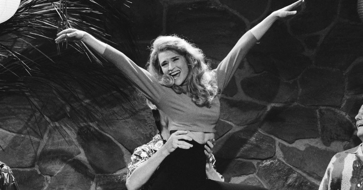 Happy birthday (RIP) to a devastatingly funny actress and comedian, Emmy-nominee Jan Hooks! 