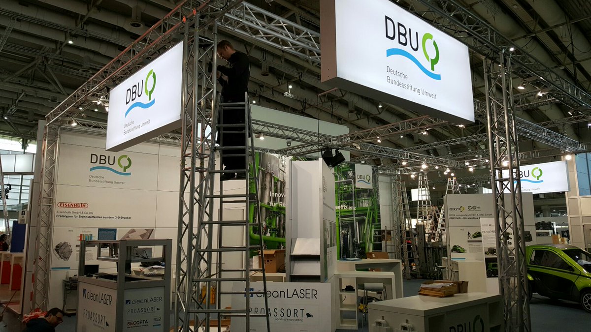 umweltstiftung's tweet image. Morgen gehts los: DBU zeigt #HM17 Halle 2 A26 Lösungen #Ressourceneffizienz Wachstum #Rohstoffverbrauch entkoppeln buff.ly/2q3YXR7