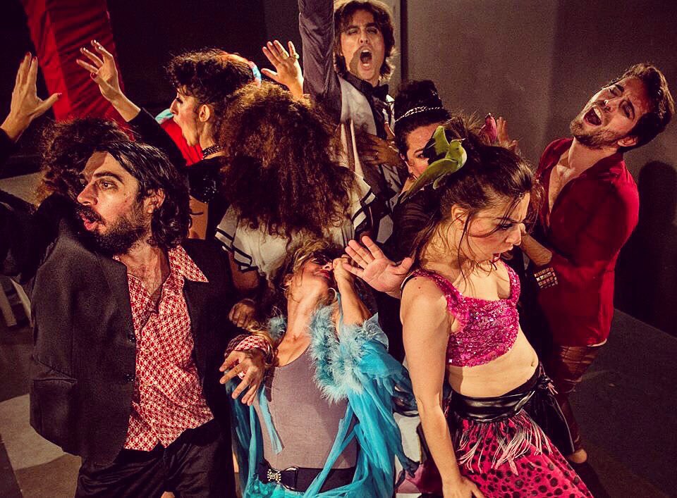 Sezonun son çıplak ayakları!
Yalınayak Müzikhol 
12-13 Mayıs 20:30
bilet.kumbaraci50.com
243 5051

#yalinayakmuzikhol #kumbaraci50