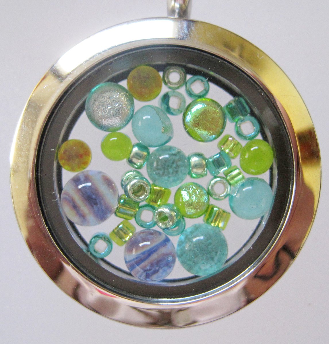 Glasshouse_SF's tweet photo. Fun things to do with lockets...add my glass cabochons!  Order 1 or 2 today!  danaglassboyko@gmail.com https://t.co/tiIY0XwA5J