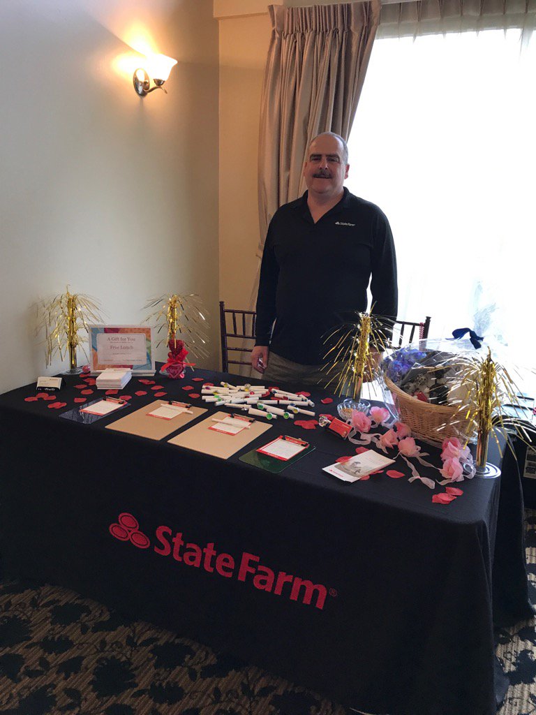 VirginiaBuzz's tweet image. Show added: sch.mp/k0LjW - RT @ch46flyer Greenbrier Country Club, Chesapeake. Bridal Show.