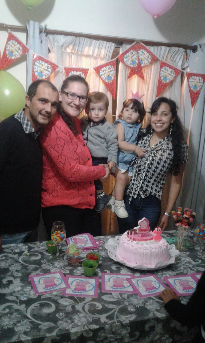Jopafeba's tweet photo. te amo pichona felices #2 añitos <3 <3 <3 https://t.co/b4vFDgPYIf