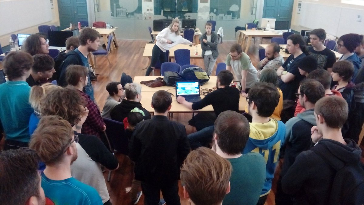TheMarketHallUK's tweet photo. @BrainyBeard @ludumdare #ld38 @DGuildhall #devonportjam #Plymouth. https://t.co/2RWVUvwmV5