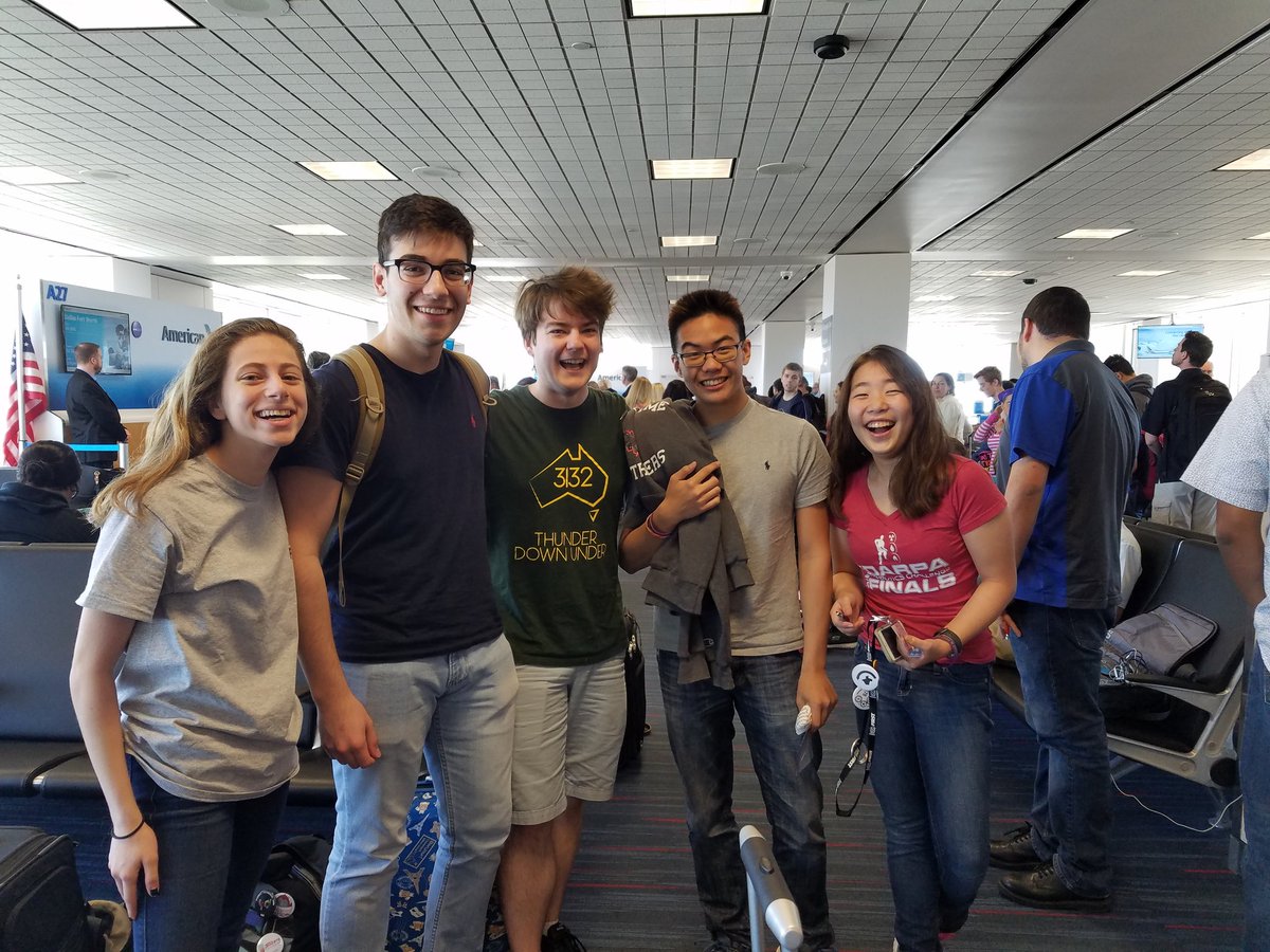 Having fun at the airport chatting with Nick....our favorite MC! <a href="/nfhammes/">Nick Hammes</a>