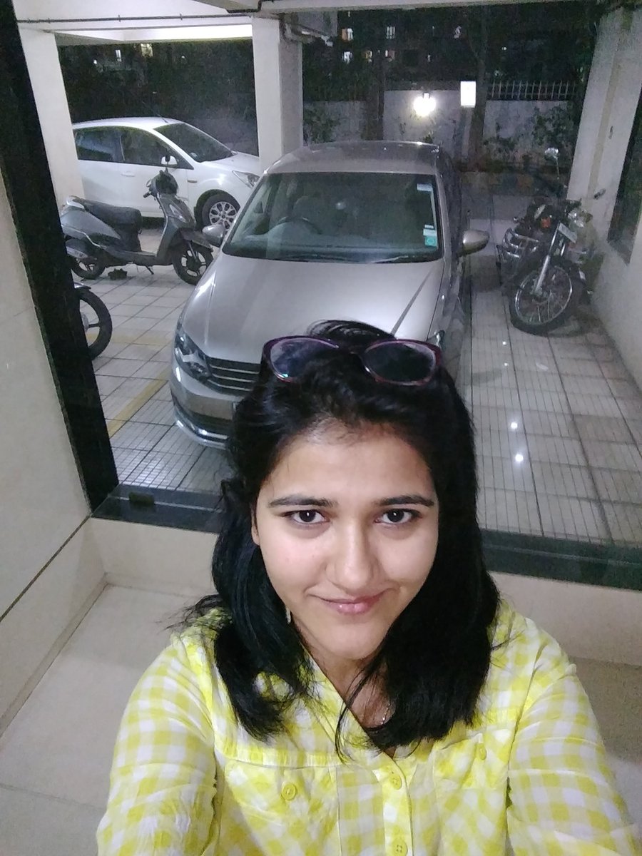 @GioneeIndia @Sophie_Choudry Here I come #CARFIE #Selfiestan #GioneeSPL 🚘🙋 @varun4yaars @maladarak @RasikaJain2